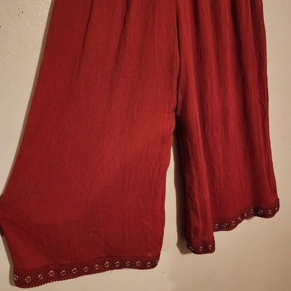 New Directions Wide Leg Boho Capris Gold Accents -Rust Size L NWT - Picture 8 of 13